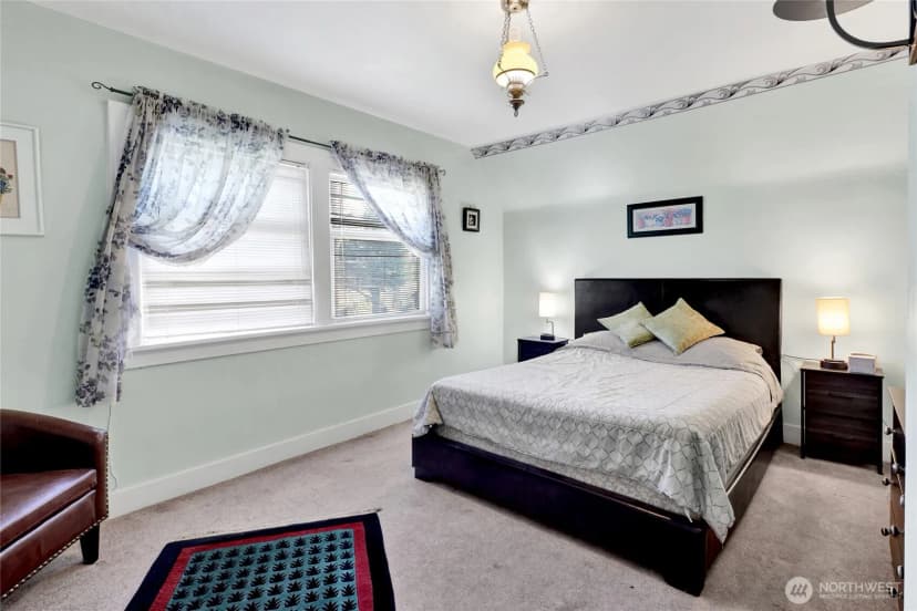 Property photo for 2900 Cornwall Avenue, Bellingham photo 18