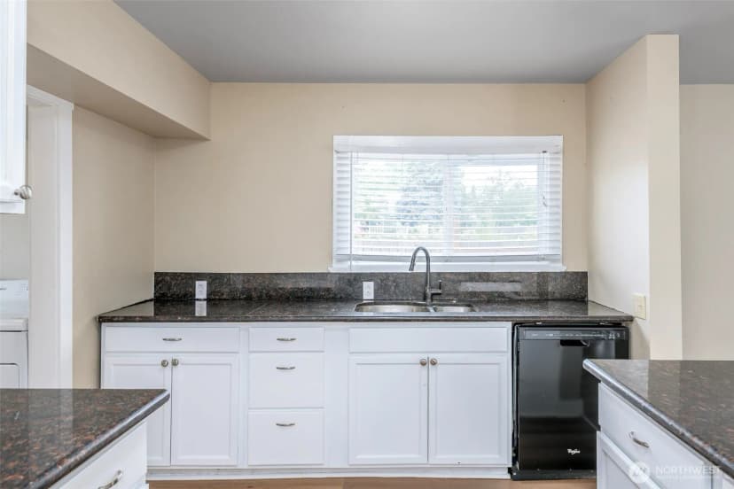 Property photo for 1806 2nd Street Se, Auburn photo 17