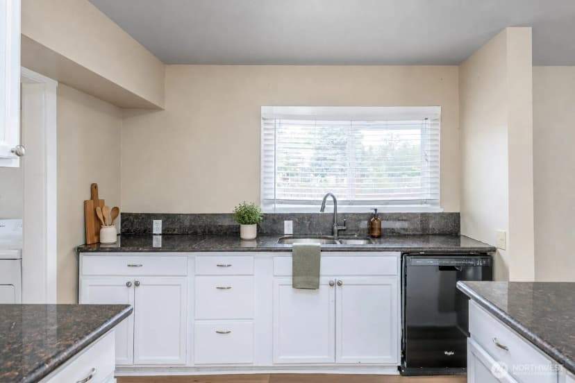 Property photo for 1806 2nd Street Se, Auburn photo 18
