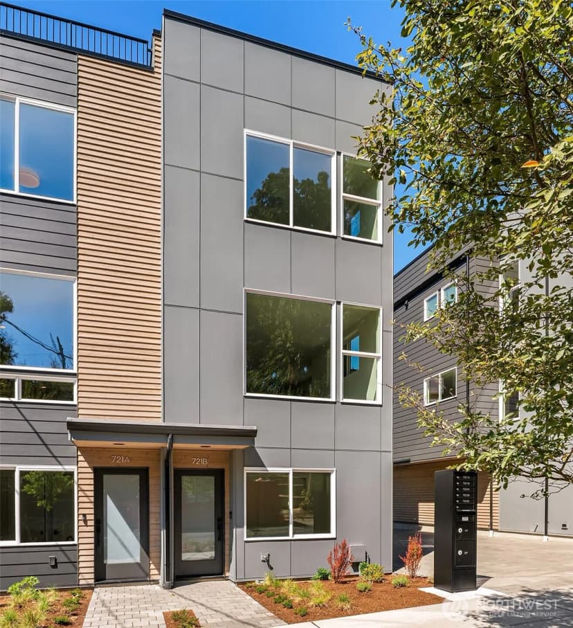 Property photo for 721 15th Avenue #b, Seattle