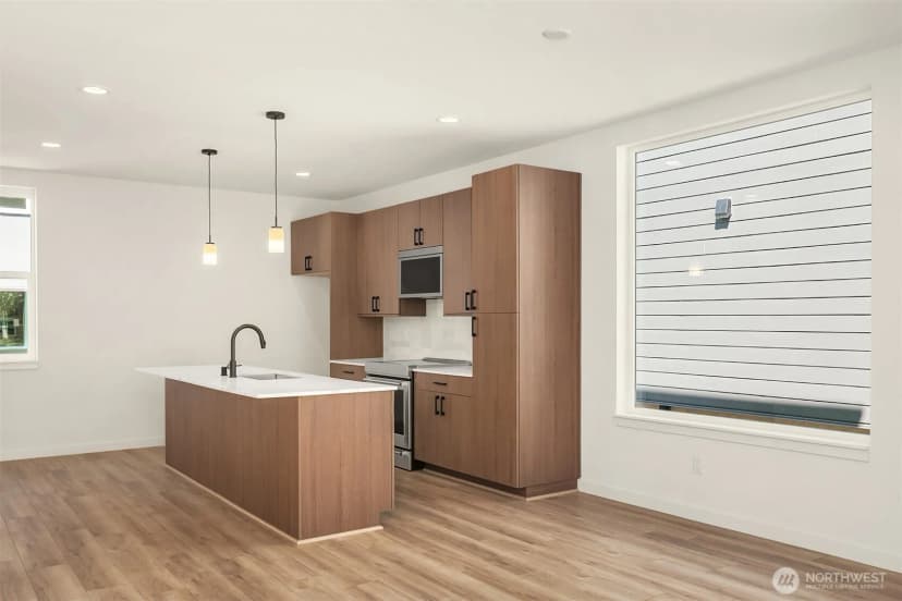 Property photo for 721 15th Avenue #b, Seattle photo 6