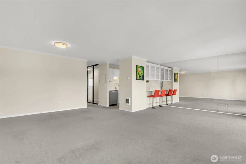 Property photo for 2501 Canterbury Lane E #320, Seattle photo 10