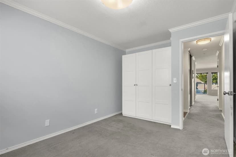 Property photo for 2501 Canterbury Lane E #320, Seattle photo 26