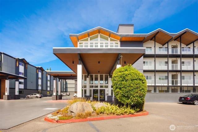 Property photo for 2501 Canterbury Lane E #320, Seattle photo 2