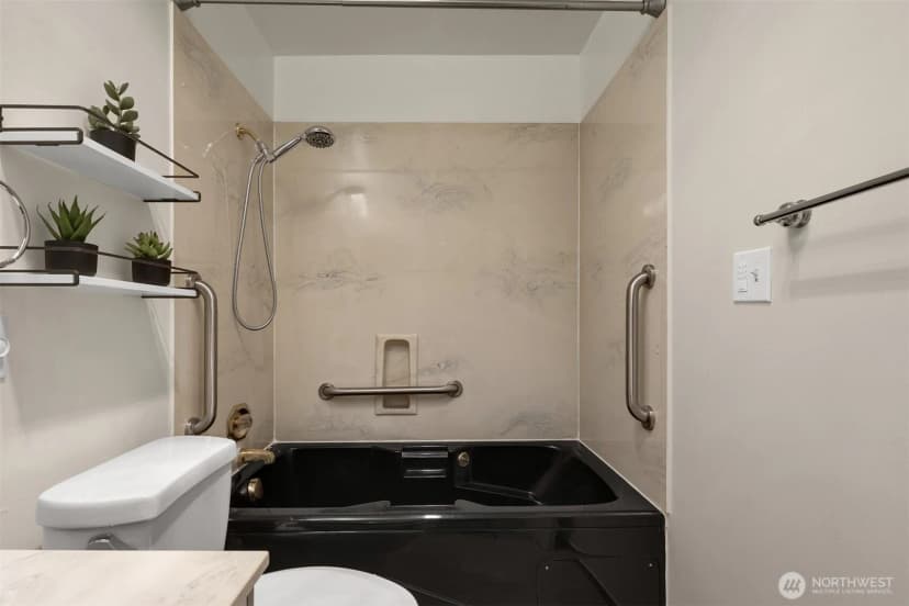 Property photo for 2501 Canterbury Lane E #320, Seattle photo 24