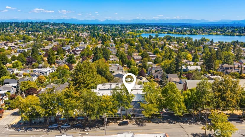 Property photo for 7600 Greenwood Avenue N #209, Seattle photo 22