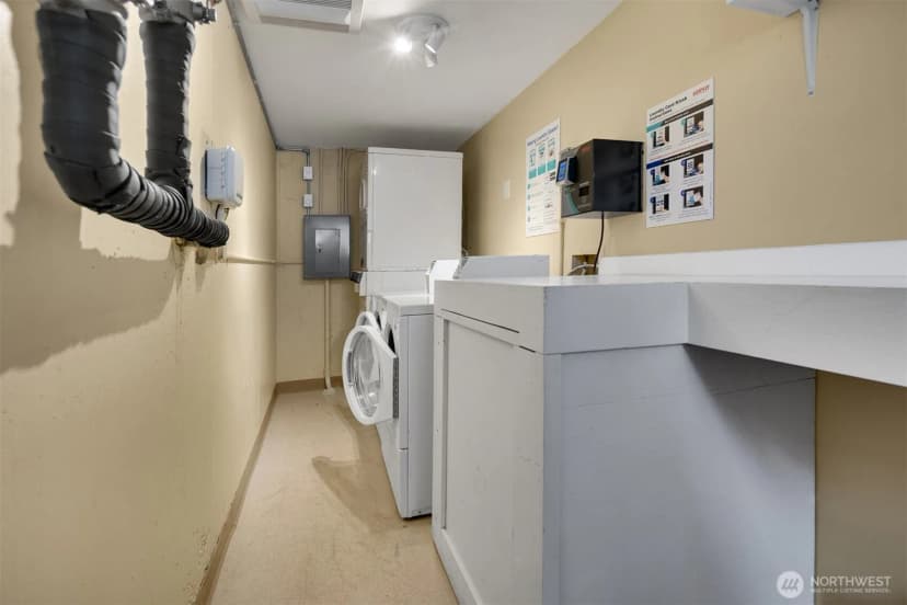 Property photo for 7600 Greenwood Avenue N #209, Seattle photo 18