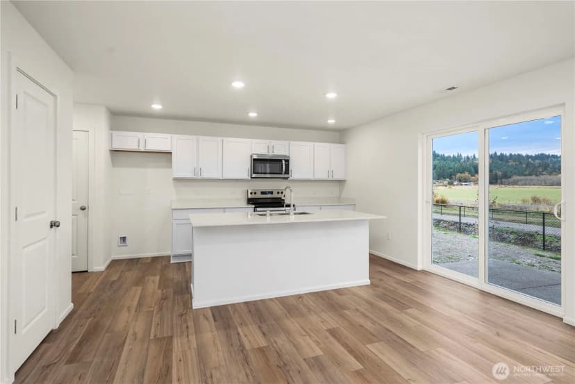 Property photo for 9902 Ferns Loop Se, Yelm photo 8