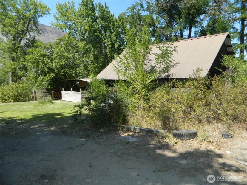 Property photo for 31676 G Highway 97, Tonasket photo 11