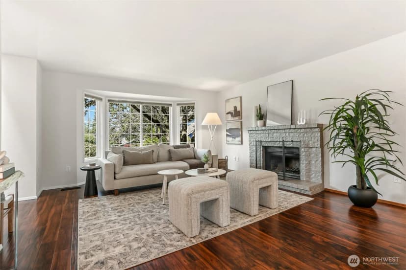 Property photo for 14855 Se 10th Place, Bellevue photo 6