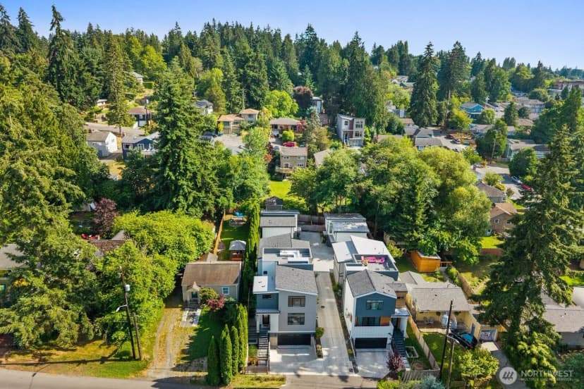 Property photo for 825 Ne 105th Street, Seattle photo 31