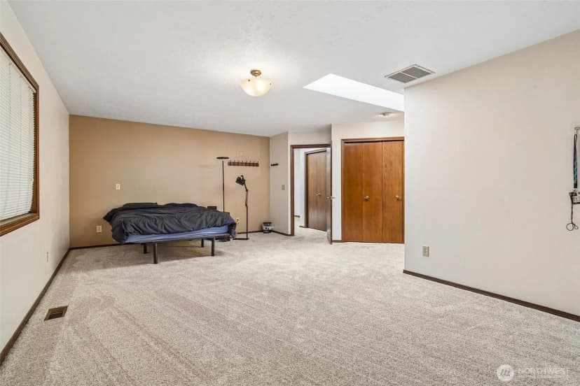 Property photo for 28400 16th Avenue S, Federal Way photo 16