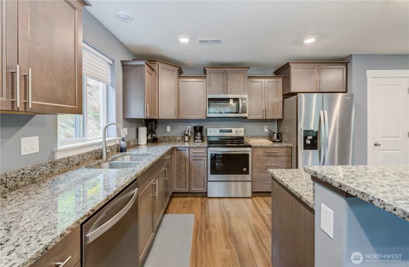 Property photo for 10010 Eagle Creek Road, Leavenworth photo 13