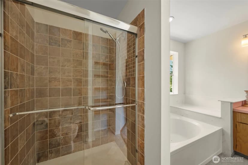 Property photo for 13618 55th Drive Se, Everett photo 25