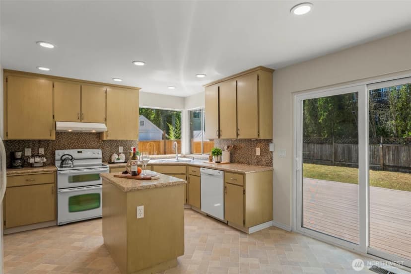 Property photo for 13618 55th Drive Se, Everett photo 15