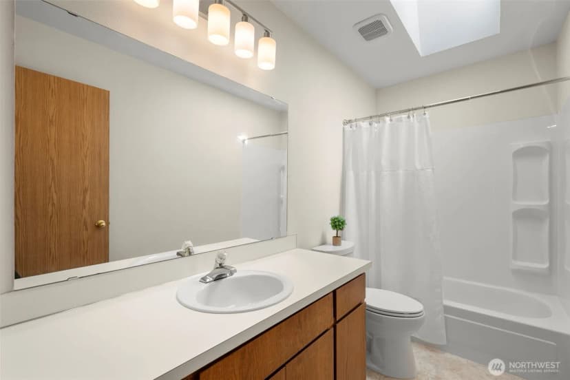 Property photo for 13618 55th Drive Se, Everett photo 28