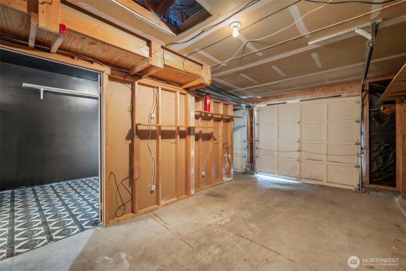 Property photo for 13618 55th Drive Se, Everett photo 34