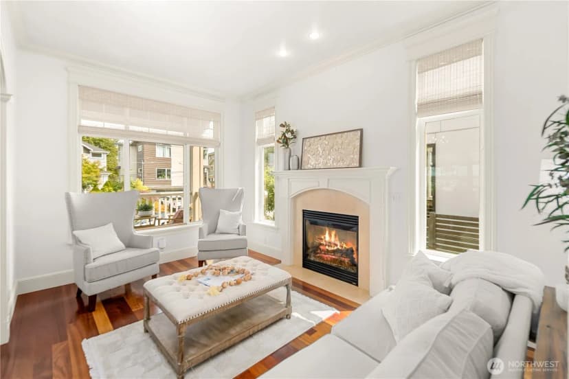 Property photo for 4047 Willams Avenue W, Seattle photo 13