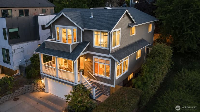 Property photo for 4047 Willams Avenue W, Seattle