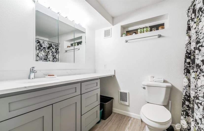 Property photo for 4005 276th Street E, Spanaway photo 13