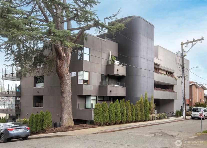 Property photo for 2040 Waverly Place N #301, Seattle photo 36