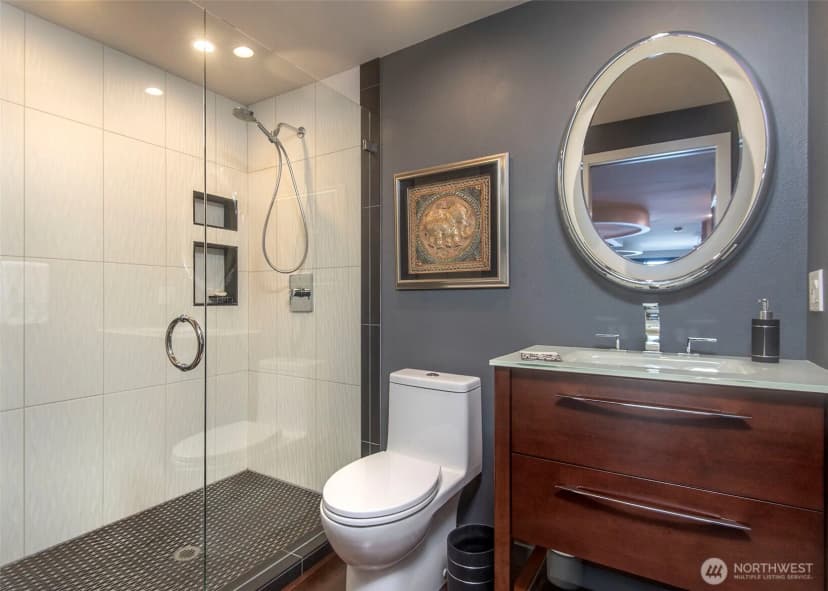 Property photo for 2040 Waverly Place N #301, Seattle photo 23