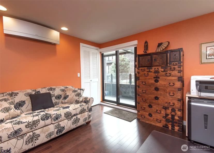 Property photo for 2040 Waverly Place N #301, Seattle photo 25