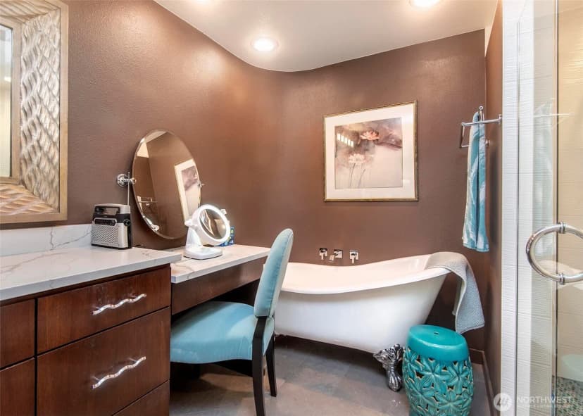Property photo for 2040 Waverly Place N #301, Seattle photo 20