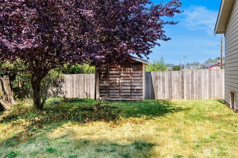 Property photo for 37433 Ne Fern Place, Hansville photo 6