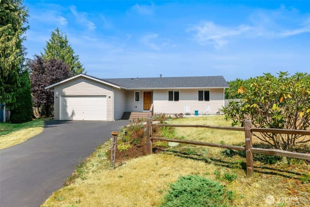Property photo for 37433 Ne Fern Place, Hansville