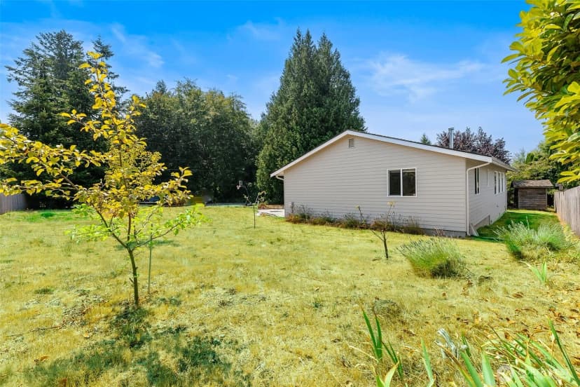 Property photo for 37433 Ne Fern Place, Hansville photo 5