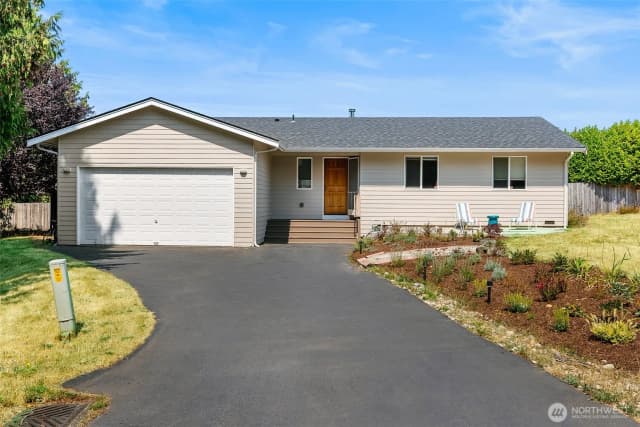 Property photo for 37433 Ne Fern Place, Hansville photo 2