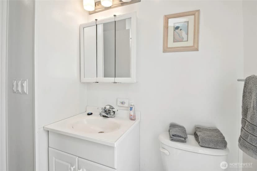 Property photo for 7704 Birch Bay Drive #0101, Blaine photo 23