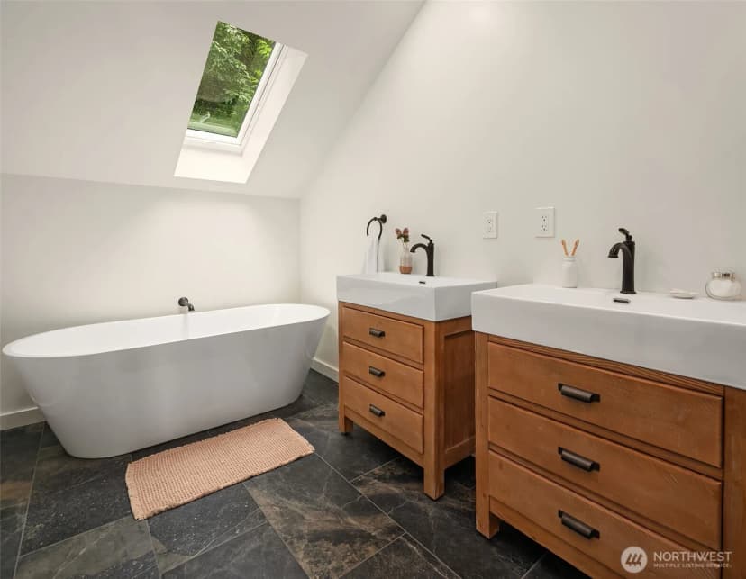 Property photo for 9943 Sw 123rd Place, Vashon photo 29