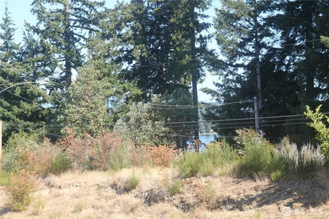 Property photo for 102 Sereno Circle Drive, Bremerton photo 5