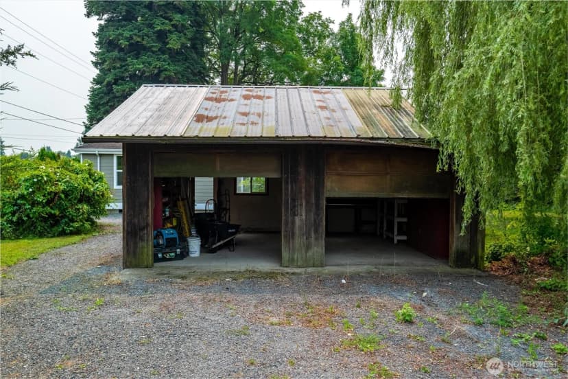 Property photo for 811 Nooksack Avenue, Nooksack photo 36