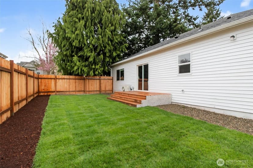 Property photo for 2415 Cedar Street #a, Everett photo 13
