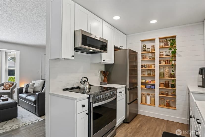 Property photo for 332 S 314th Place, Federal Way photo 10