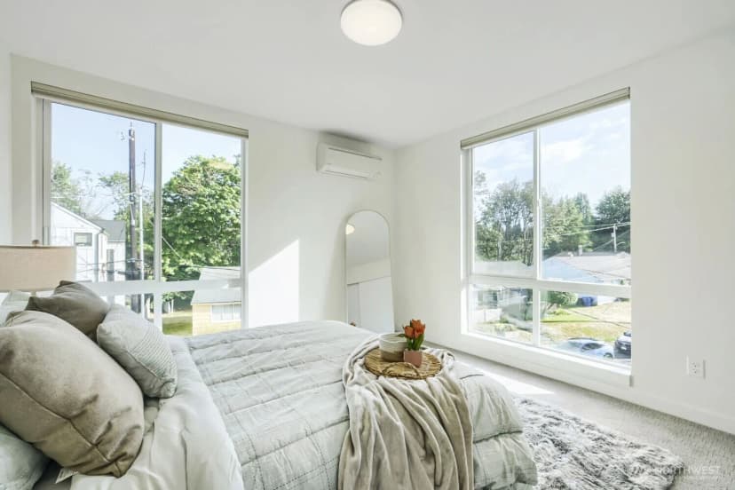 Property photo for 10413 Alderbrook Place Nw, Seattle photo 17