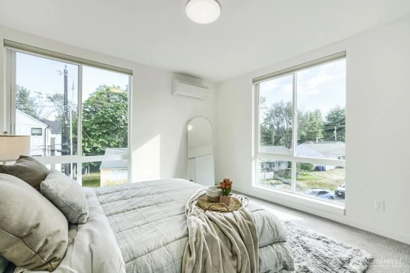 Property photo for 10413 Alderbrook Place Nw, Seattle photo 14