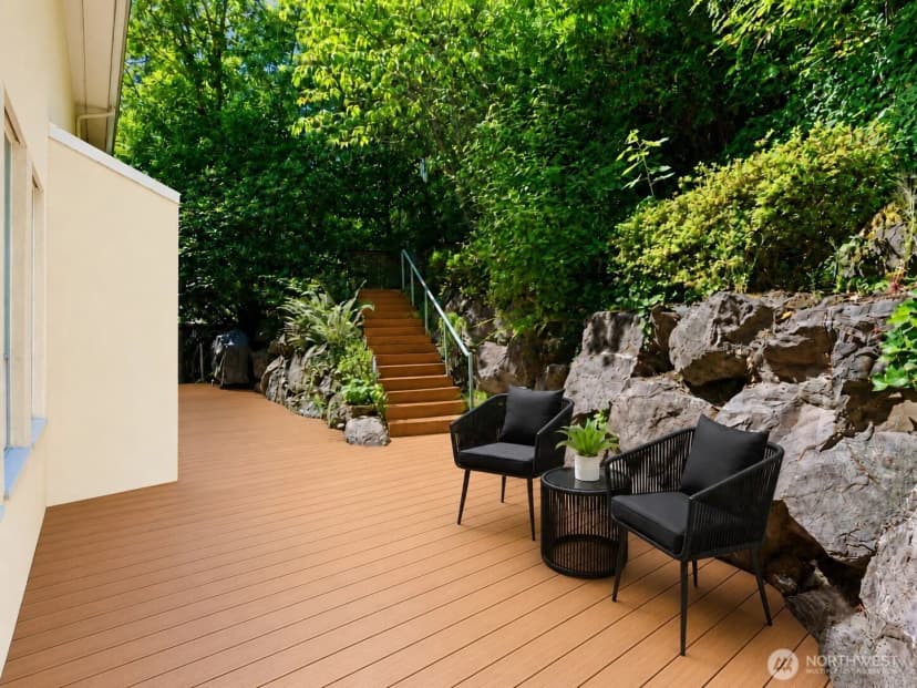 Property photo for 7432 E Mercer Wy, Mercer Island photo 39