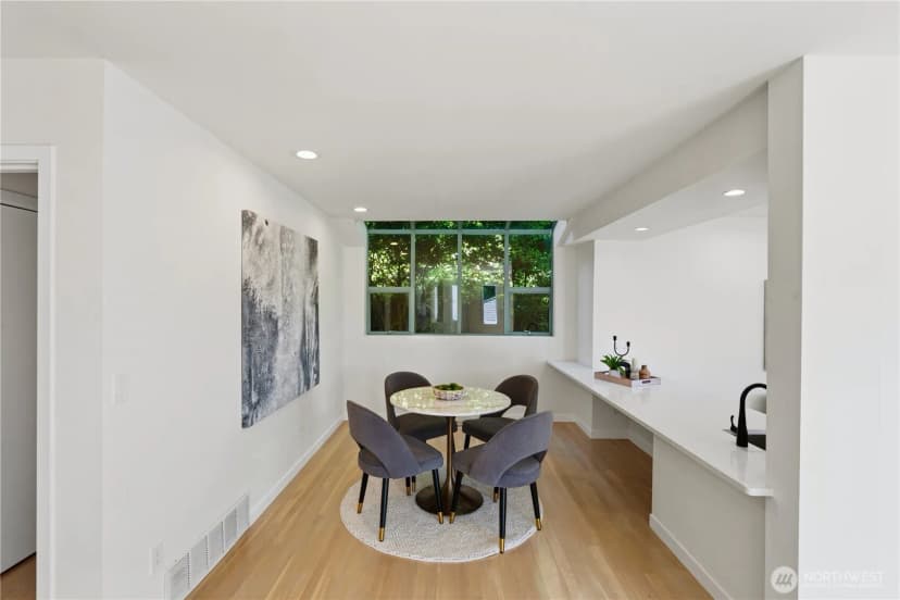 Property photo for 7432 E Mercer Wy, Mercer Island photo 13