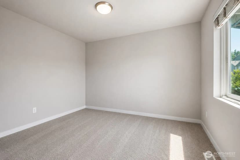 Property photo for 5311 48th Street W, University Place photo 11