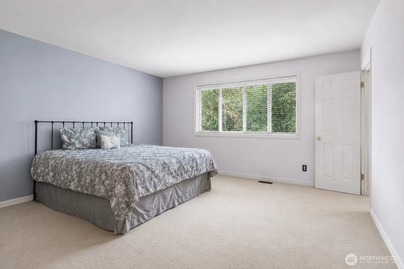 Property photo for 835 Sw 355th Court, Federal Way photo 10