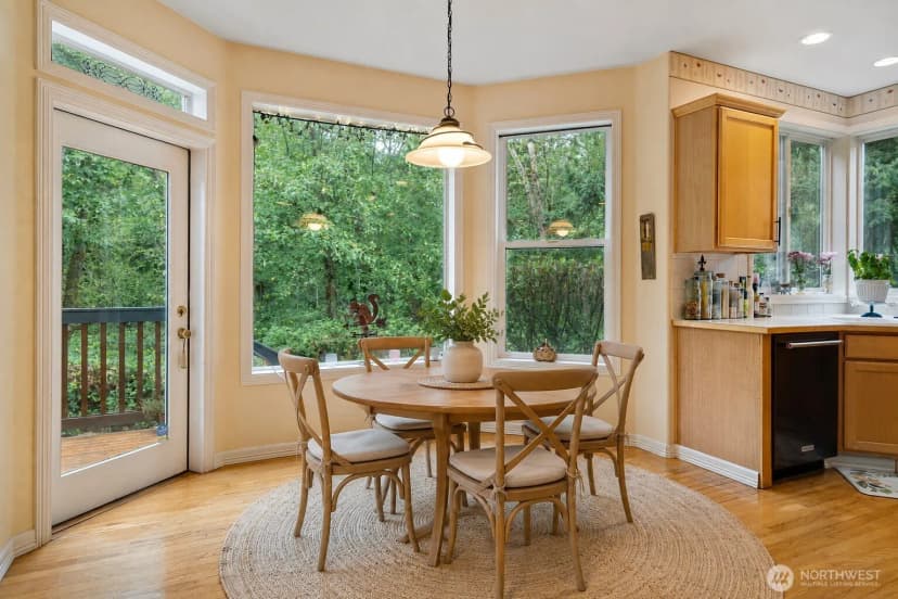 Property photo for 835 Sw 355th Court, Federal Way photo 6