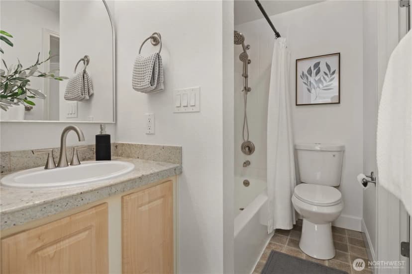 Property photo for 11110 Ne 125th Lane #h229, Kirkland photo 20