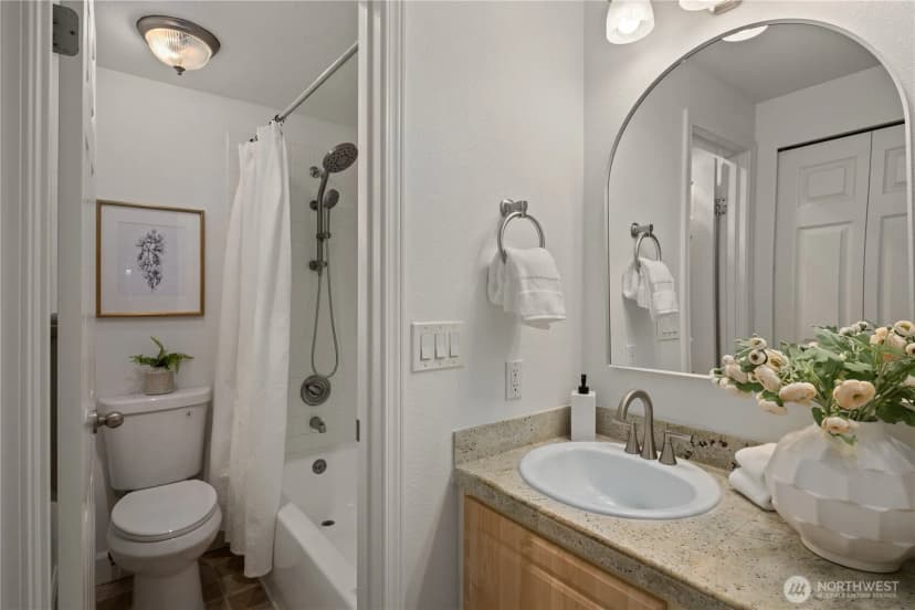 Property photo for 11110 Ne 125th Lane #h229, Kirkland photo 15