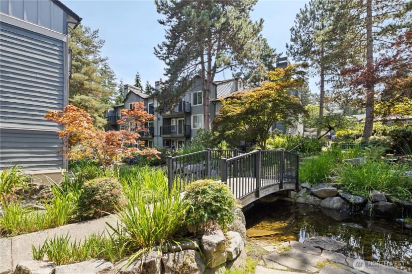 Property photo for 11110 Ne 125th Lane #h229, Kirkland photo 33