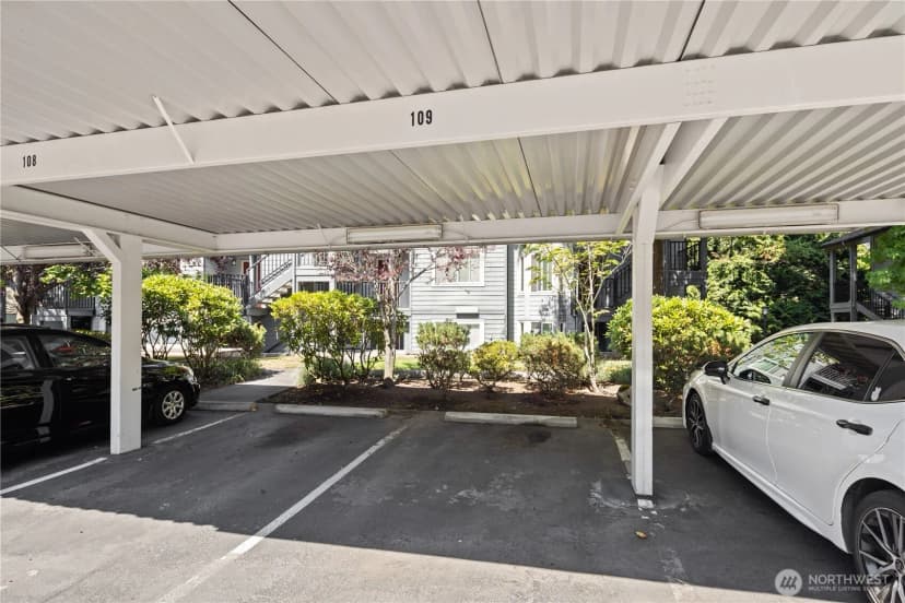 Property photo for 11110 Ne 125th Lane #h229, Kirkland photo 30