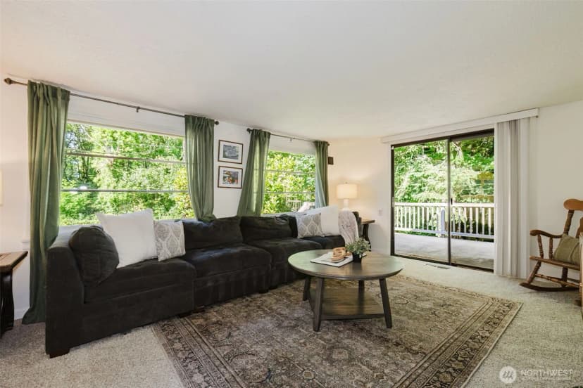Property photo for 918 Taylor Street E, Port Orchard photo 6